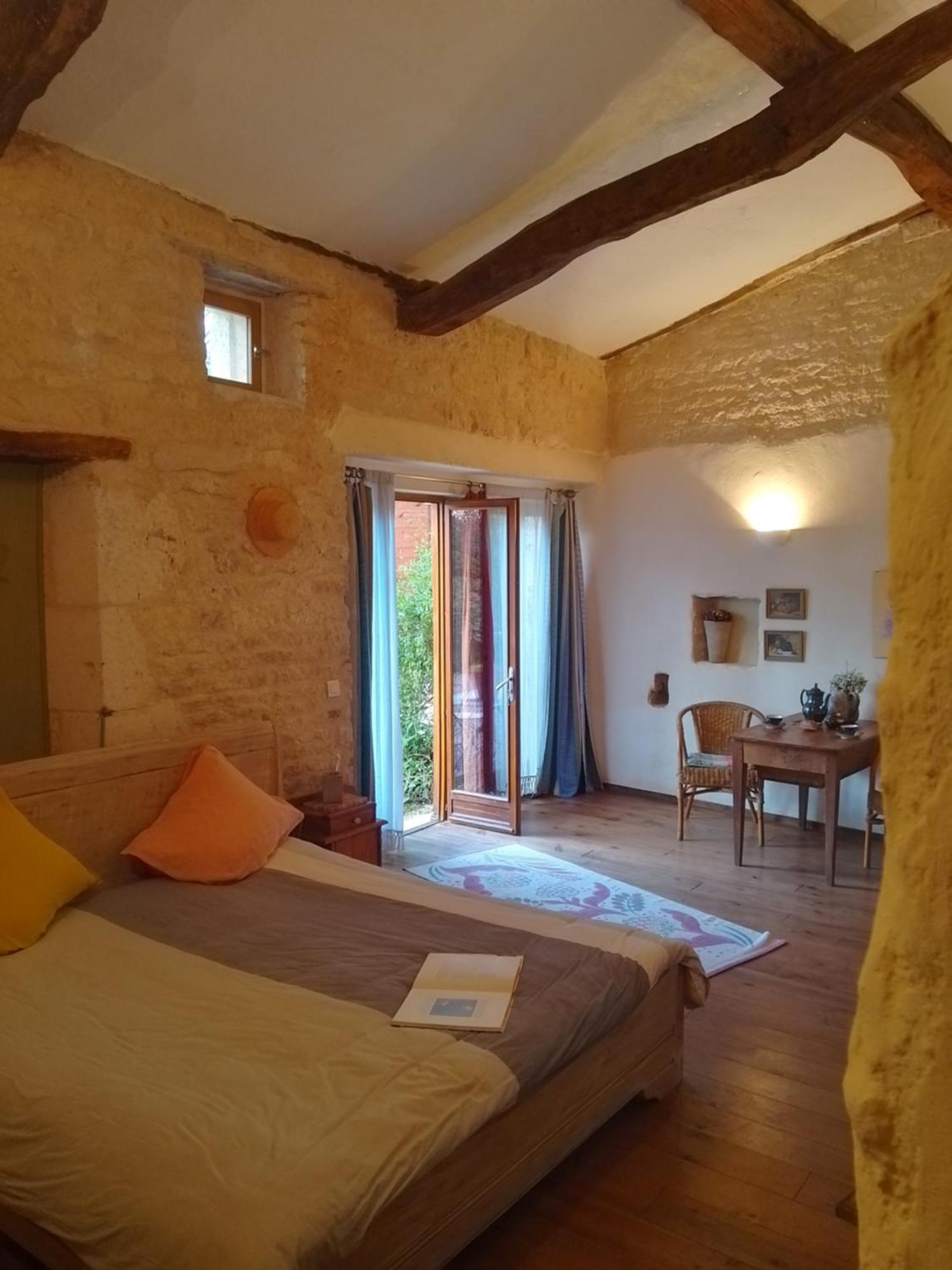 Bed and Breakfast Bastida De Beata Ноай Экстерьер фото
